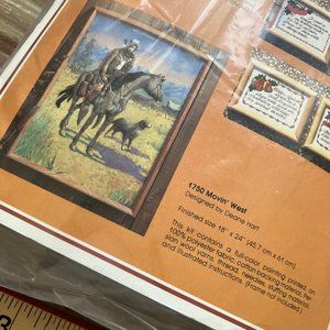 Movin West Horse Creative Circle 1750 Quilting Accent Stitchery Kit Vintage 1979
